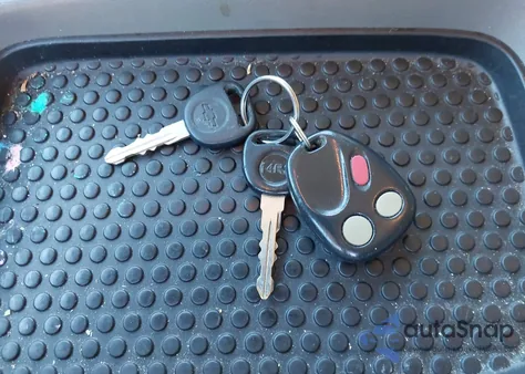 2003 Chevrolet Suburban 1500 Lt из США, поврежденный, VIN 3GNFK16Z93G106017